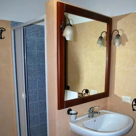 Principe Degli Olivi Apartment